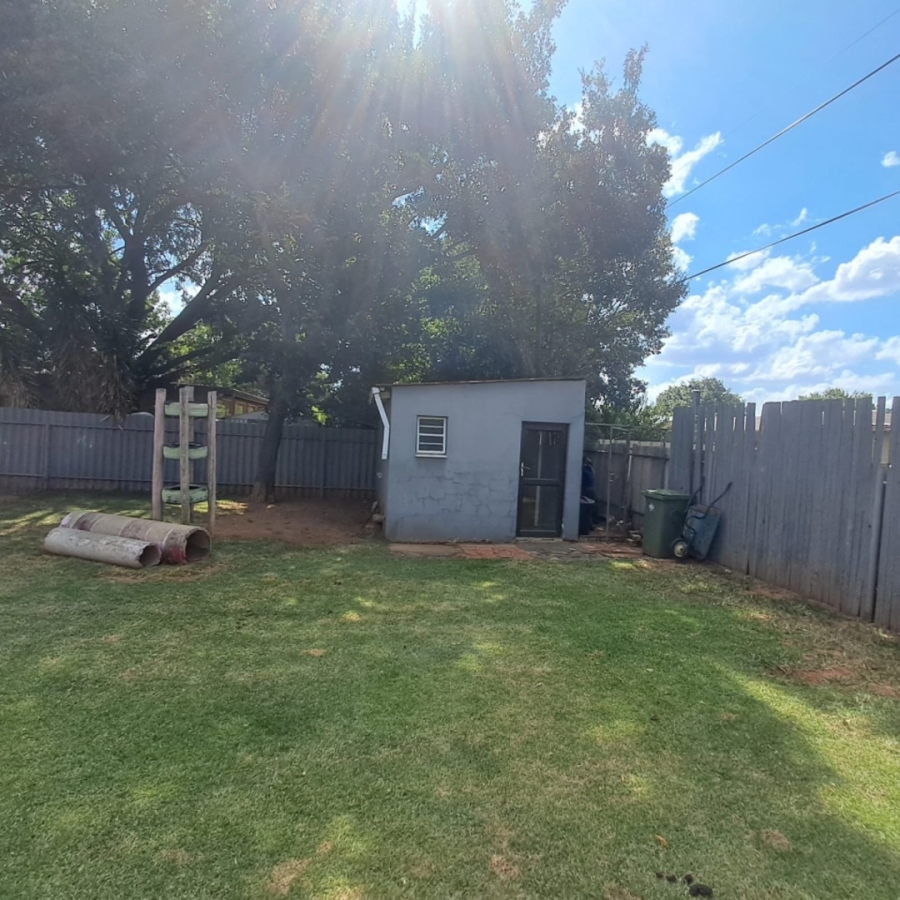 4 Bedroom Property for Sale in Universitas Free State